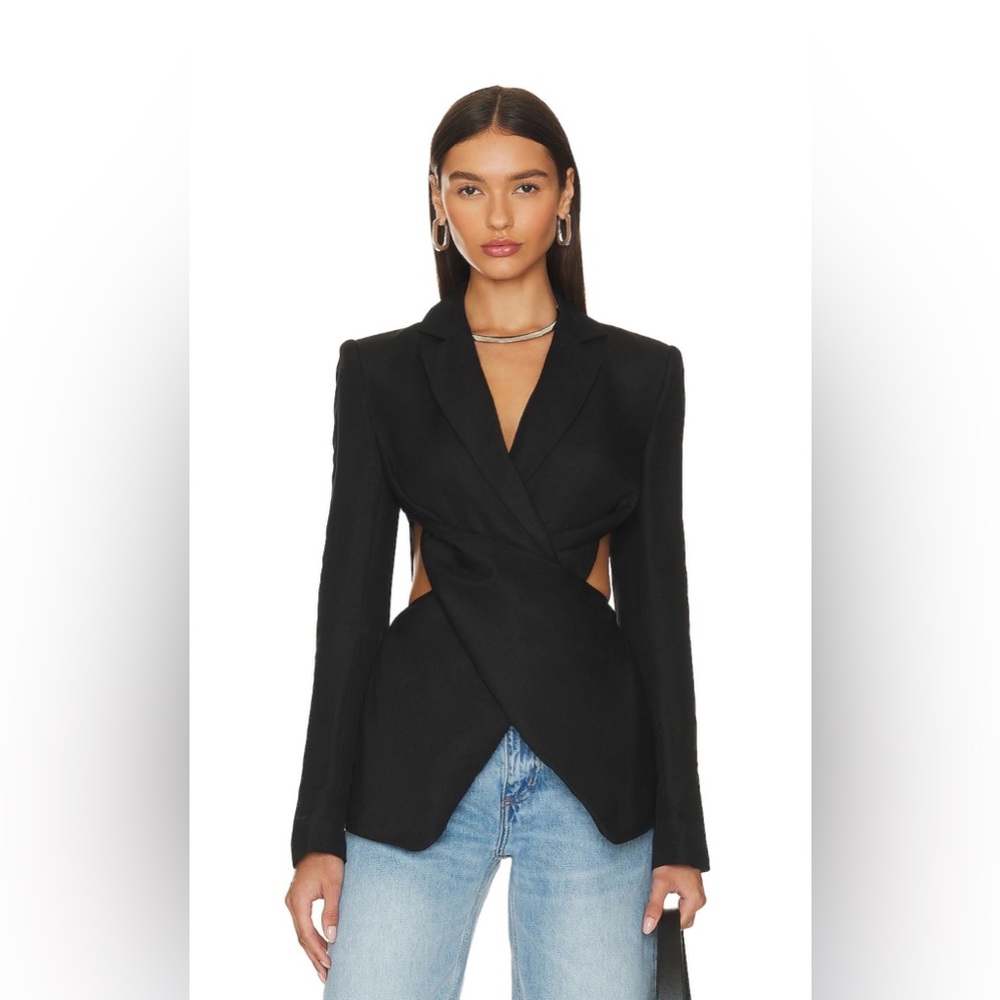 L'Academie Black Blazer Top
